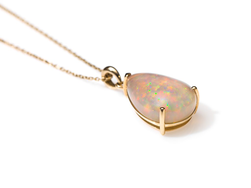 Sandy Necklace closeup